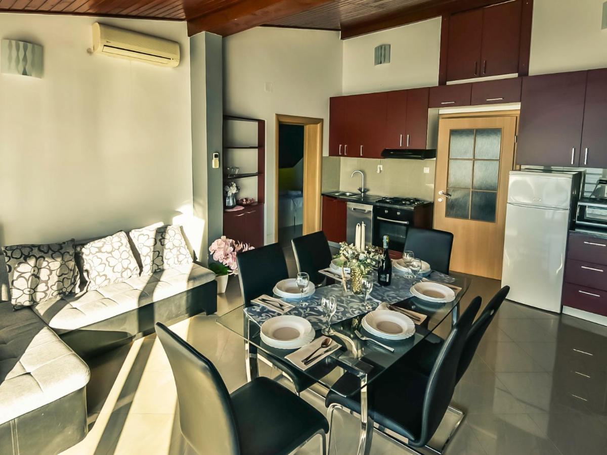 Apartment Skroco By Interhome Maslenica Eksteriør billede